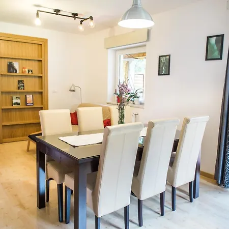 Apartment Apartmaji Kuscar Volce