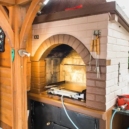 Apartmaji Kuscar *