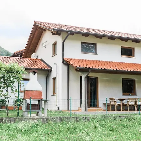 Apartmaji Kuscar